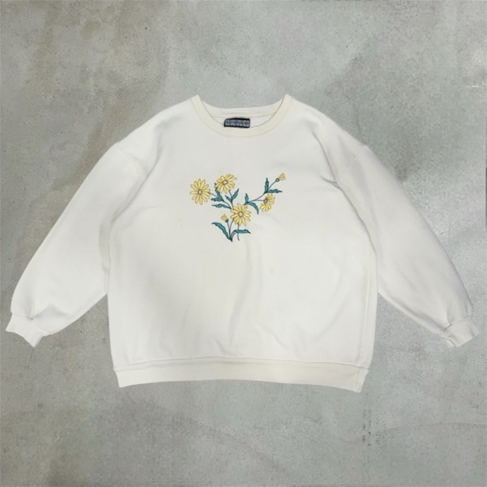 BRAG Sweatshirt Womens XL Cream Floral Daisy Embroidered Vintage Pullover Crew‎